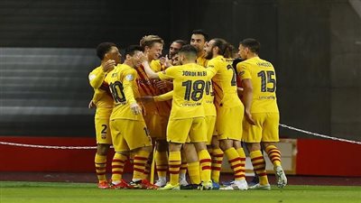 عاجل.. الرباعي الناري مهدد بالرحيل عن برشلونة