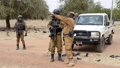 مقتل 10 مدنيين بهجوم على قرية في بوركينا فاسو