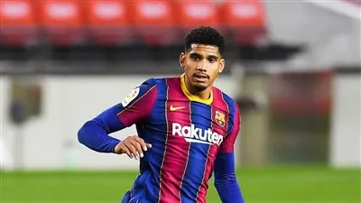 برشلونة يواجه خطر رحيل أراوخو