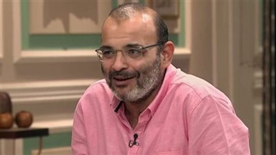 بهذه الطريقة.. أيمن بهجت قمر يهنئ صناع فيلم 