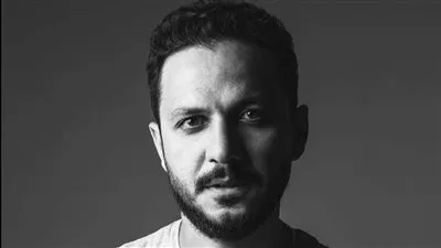 بيتر ميمي يتصدر استفتاء الفجر الفني كأفضل مخرج لعام ٢٠٢١ لعام ٢٠١١