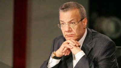 عادل حمودة يعزي الدكتور عبد المنعم سعيد في وفاة ابنه