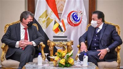 القائم بعمل وزير الصحة يستقبل السفير البلجيكي لبحث التعاون بين البلدين