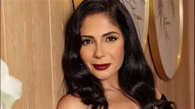 لهذا السبب.. منى زكي خارج السباق الرمضاني المقبل