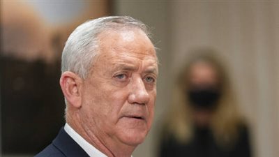 وزير الدفاع الإسرائيلي يعلن إصابته بفيروس كورونا