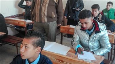 5748 طالبا بالصف الأول الثانوي يؤدون امتحانات الفصل الدراسي الأول ببورسعيد