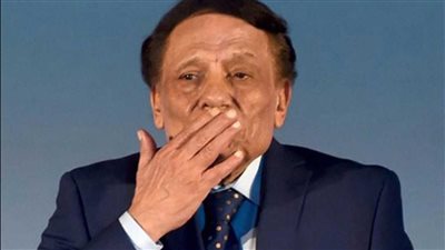 شقيق عادل إمام يكشف حقيقة تدهور الحالة الصحية للزعيم