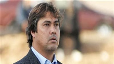 استشاري مخ وأعصاب يكشف مفاجأة عن مرض أشرف قاسم