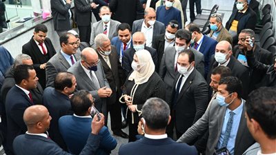 وزيرة التضامن تفتتح فرع طيبة لبنك ناصر الاجتماعي بالأقصر (صور)