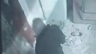 خلافات عائلية.. تفاصيل اعترافات المتهم بالتعدي على ابنته وزوجته بأوسيم