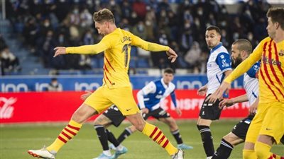 صفقة تبادلية غير متوقعة بين برشلونة وباريس سان جيرمان