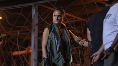 قتل بدم بارد وبداية حرب في أولى حلقات مسلسل الجسر