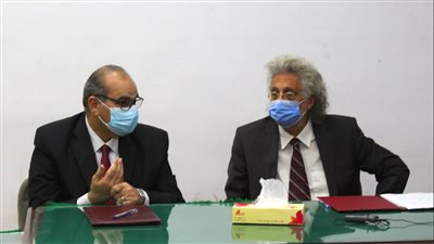  نقابة الأطباء توقع بروتوكول تعاون مع هيئة المستشفيات التعليمية لتدريب أعضائها 