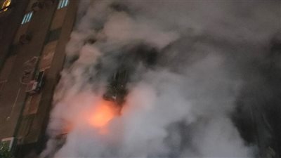 السيطرة على حريق هائل في عقار بالقرب من 