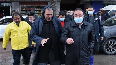 محافظ الإسكندرية يتابع أعمال الانتهاء من تصريف تراكمات مياه الأمطار الغزيرة 