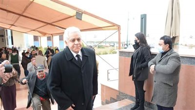 حمدين صباحي وكرم جبر يشاركان في تشييع جثمان الكاتب الصحفي الراحل ياسر رزق