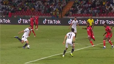 حارس المغرب السابق يكشف نقطة ضعف أسود الأطلس ويرشح مصر للفوز بالكان