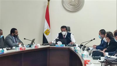 توجيه بتطعيم العاملين بالقطاع السياحي بالجرعات التنشيطية خلال الفترة القادمة