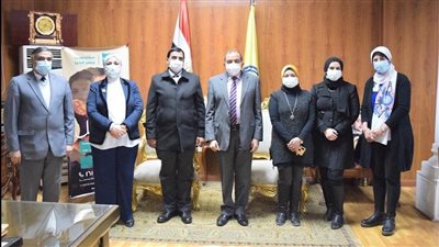 اتفاقية لسداد مصروفات الطلبة المغتربين غير القادرين بجامعة بني سويف