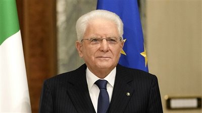 إيطاليا تواجه أجواء سياسية مضطربة بعد إعادة انتخاب ماتاريلا