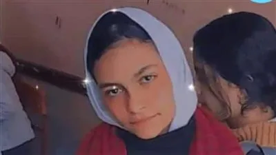 ضحية جديدة للابتزاز.. والدة الطفلة تكشف تفاصيل مثيرة عن الحادث (فيديو)