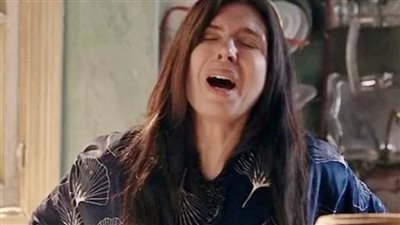 بهذه الطريقة.. دينا تشوق جمهورها لمسلسلها الجديد