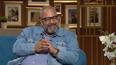 بيومي فؤاد: كنت دائما بحب من طرف واحد.. وبكره الكلام في التليفون