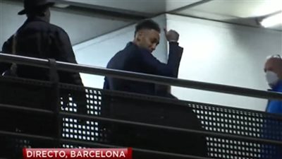 برشلونة يضم أوباميانج في اللحظات الأخيرة من الميركاتو