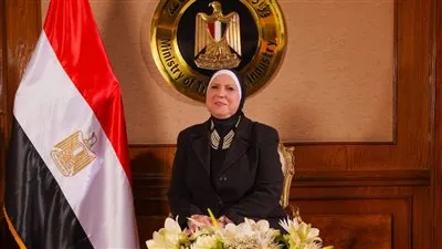  وزيرة التجارة تصدر قرارًا باستمرار رسم الصادر علالخامات التعدينية 