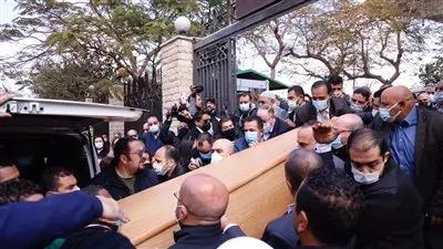 وزراء ورجال الدولة على رأس مشيعي عبدالسلام المحجوب (فيديو)