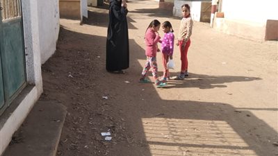 الحزن يخيم على أهالي قرية ترسا بعد وفاة 7 من أسرة واحدة (صور)