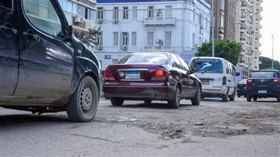 3 هبوطات أرضية في شارع السلطان حسين بالإسكندرية.. والمحافظة تتابع الموقف