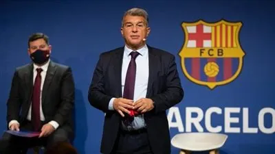 تفاصيل اجتماع لابورتا المثير مع رايولا لحسم صفقة القرن