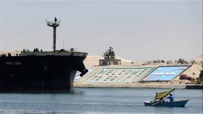 ربيع: قناة السويس تسجل أرقاما قياسية جديدة