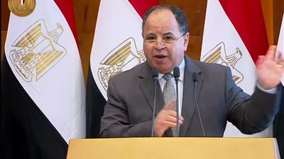 وزير المالية: رفع الضريبة العقارية عن قطاع الصناعة لعدة سنوات (فيديو)