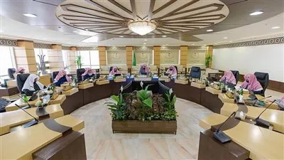 رئيس المجلس الأعلى للقضاء يرأس اجتماع المجلس الثامن في دورته الرابعة