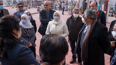 وفد من وزارة السياحة والآثار يزور قرية الفواخير لهذا السبب