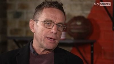 رانجنيك يكشف سبب عدم رحيل نجم مان يونايتد في الشتاء