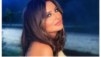 بفستان مكشوف.. شذى حسون تخطف الأنظار 