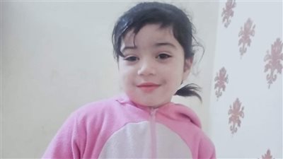 التحقيقات تكشف شخصية المتهمة بقتل الطفلة 