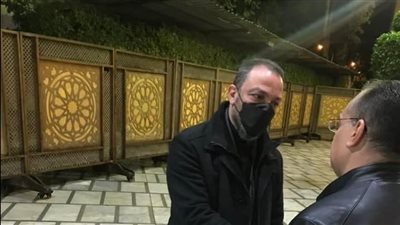 طارق لطفي يساند محمد جمعة في وفاة والدته (صور)