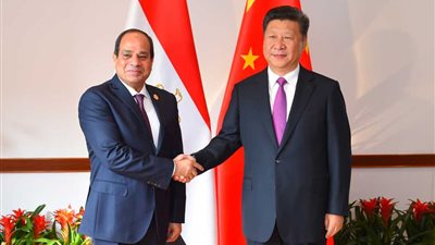 دبلوماسي سابق يكشف دلالات زيارة الرئيس السيسي إلى الصين 