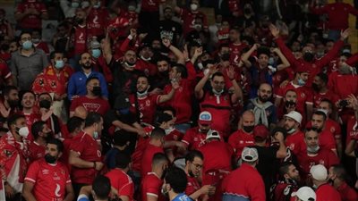 جماهير الأهلي تحفز اللاعبين قبل موقعة مونتيري المكسيكي