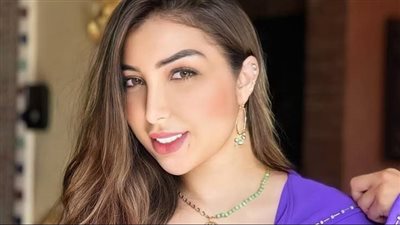 دنيا بطمة مطلوبة على جوجل بسبب هذا الفيديو 