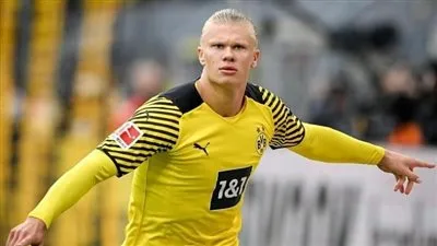 دورتموند يعلن غياب هالاند أمام يونيون برلين