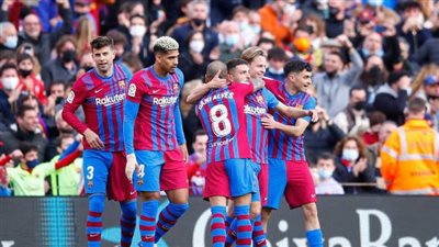 برشلونة يصارع ليفربول ومانشستر سيتي من أجل 