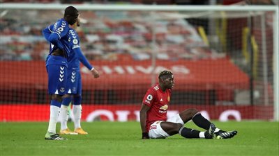 خلال العقد الأخير.. مانشستر يونايتد الخاسر الأكبر في سوق الانتقالات 