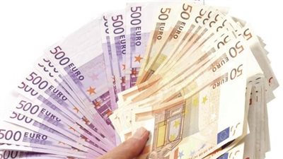 فرنسا تسجل أسوأ عجز تجاري في تاريخها