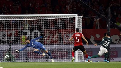 بالميراس يضرب شباك الأهلي بالهدف الثاني (فيديو)