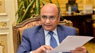 وزير العدل يوقع مذكرة تفاهم دولية مع الصليب الأحمر ( صور ) 